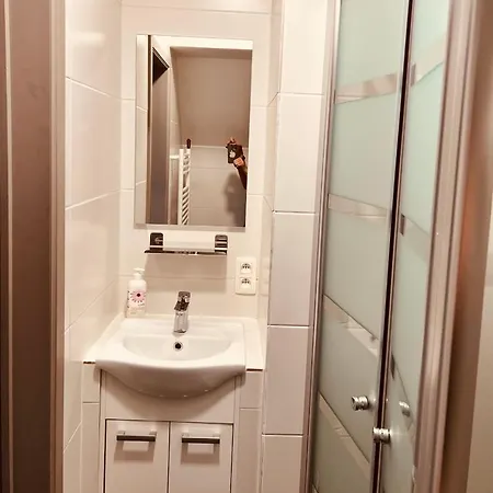 O-mer Apartman *